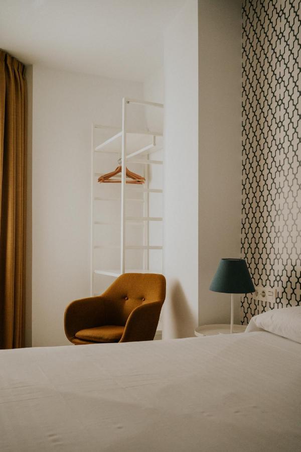 Apartamentos Mar 16 - Santa margarita Torre Del Mar Bagian luar foto